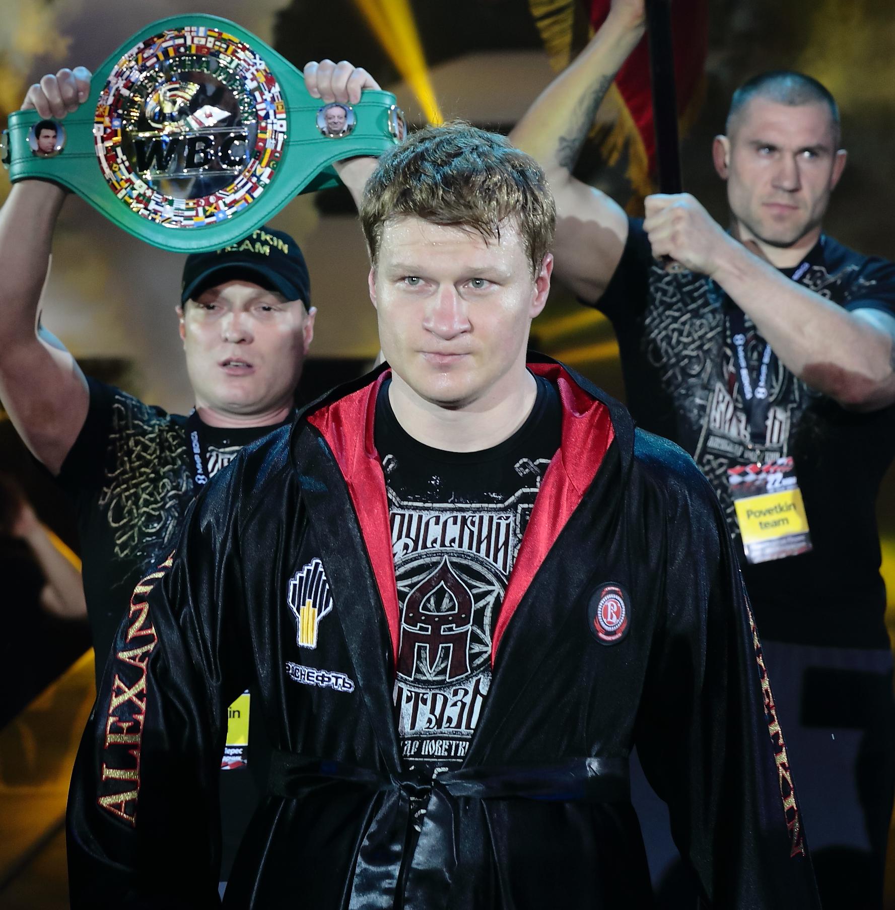 Александр Поветкин получил награду от WBC