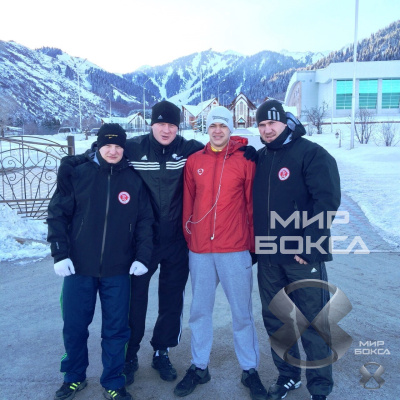 Александр Поветкин тренируется в Казахстане