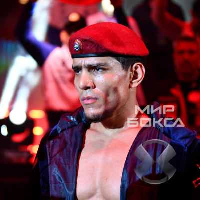 Муроджон Ахмадалиев — боксер месяца по версии WBA