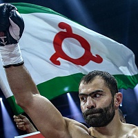 Рахим Чахкиев объявил о завершении боксерской карьеры
